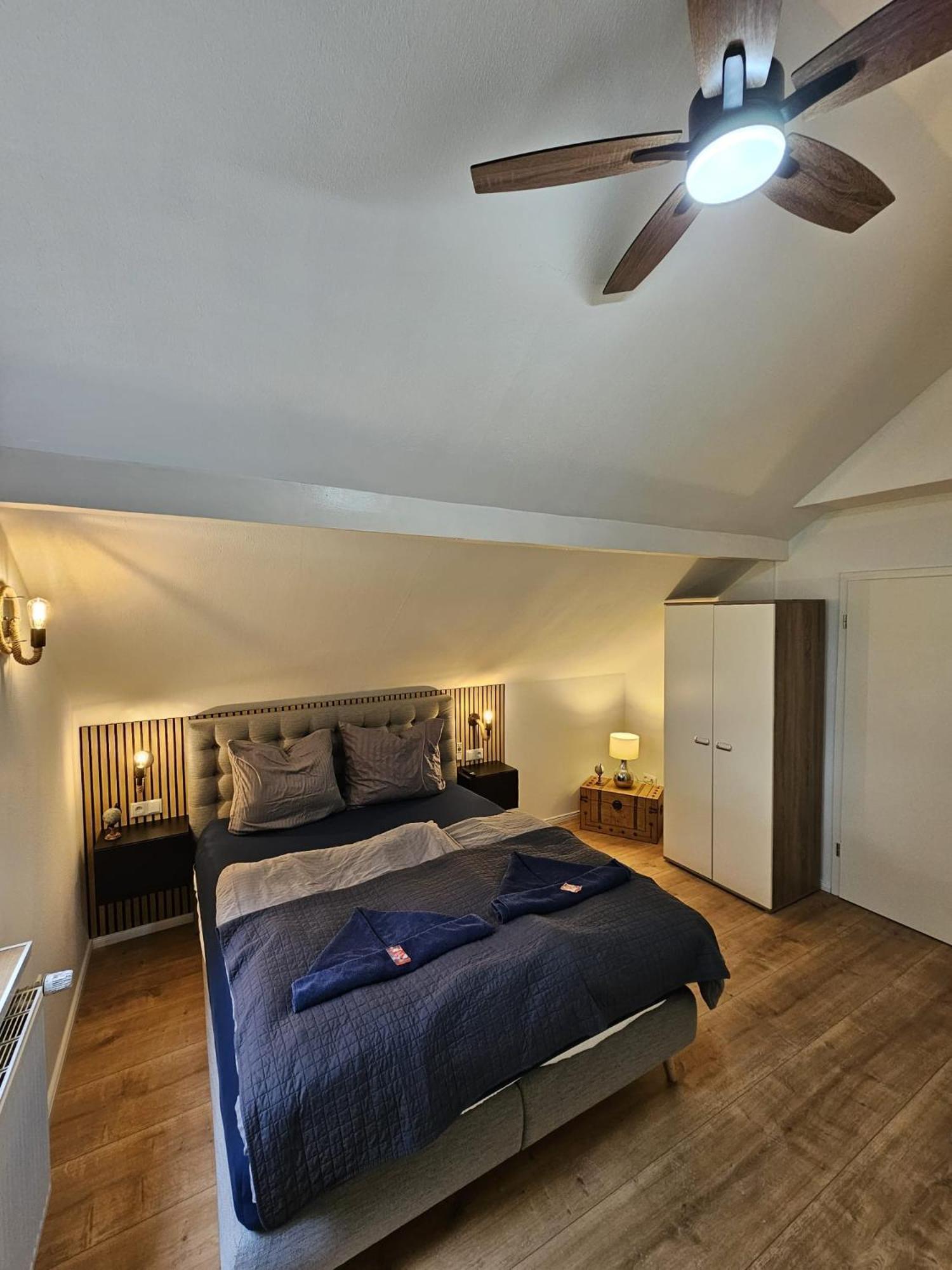 Tautraum Suite Mit Whirlpool Und Gruenem Ausblick Wilhelmshaven Exterior foto