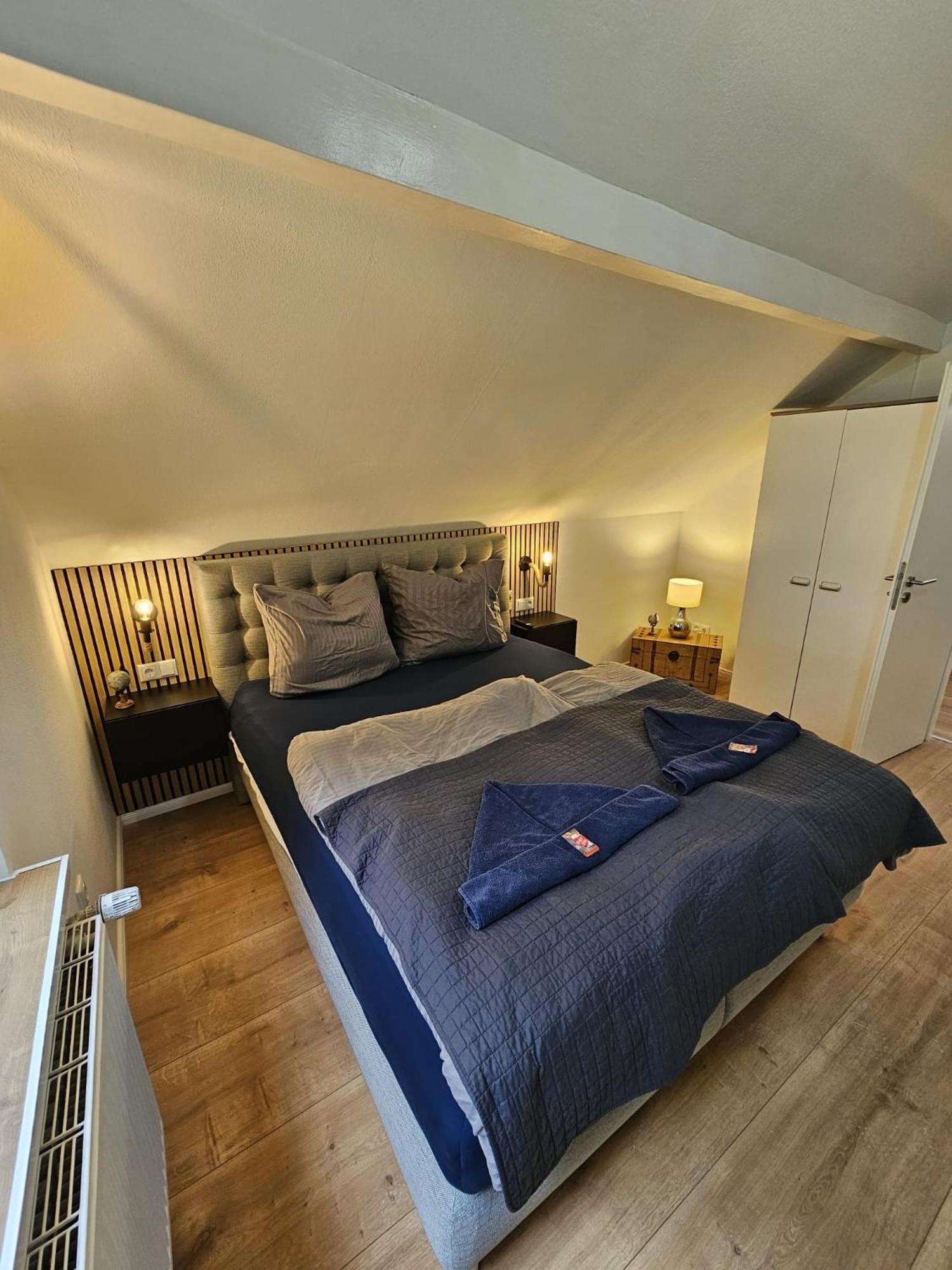 Tautraum Suite Mit Whirlpool Und Gruenem Ausblick Wilhelmshaven Exterior foto