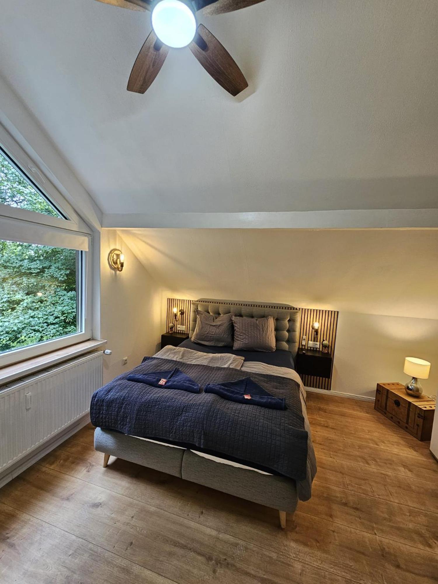 Tautraum Suite Mit Whirlpool Und Gruenem Ausblick Wilhelmshaven Exterior foto