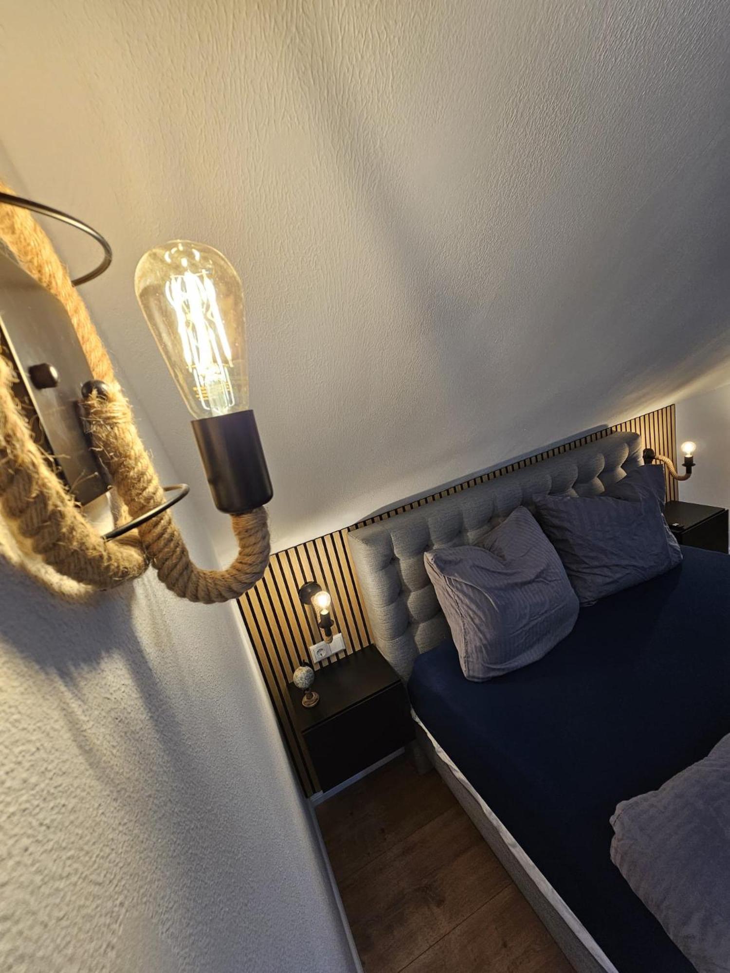 Tautraum Suite Mit Whirlpool Und Gruenem Ausblick Wilhelmshaven Exterior foto